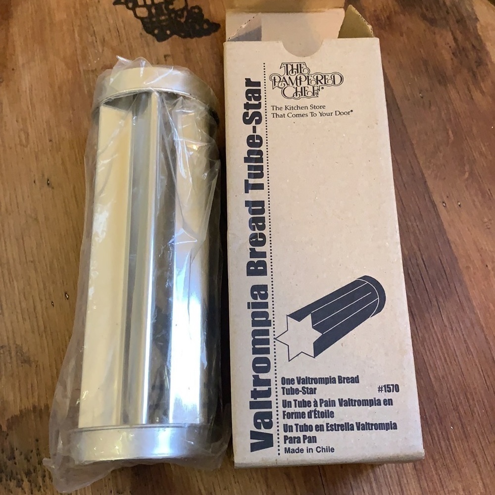 The Pampered Chef NIB Valtrompia Star Bread Tube #1570